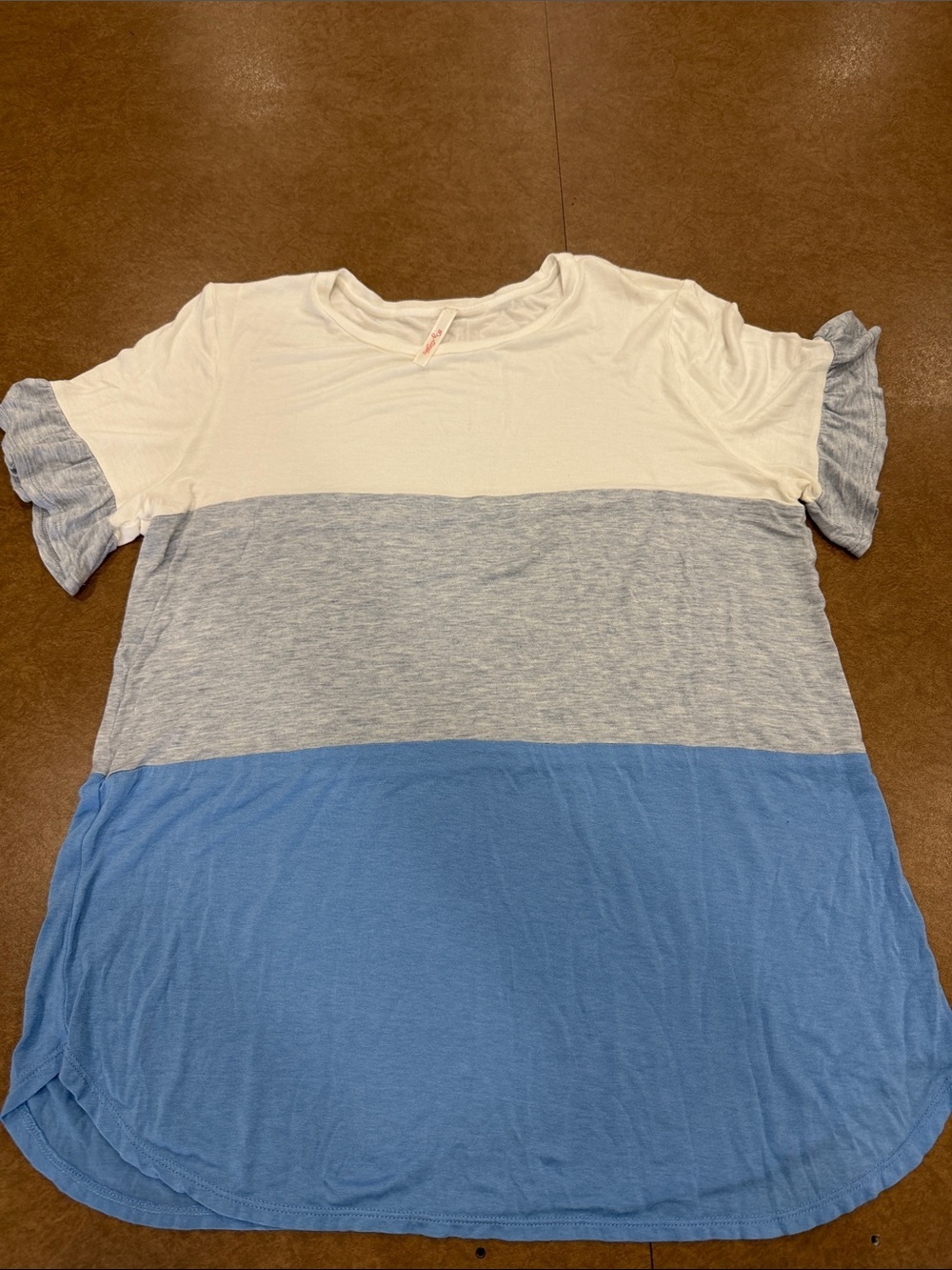 My Story Cream Gray Blue Colorblock Short Sleeve Top • SOFT • Size M